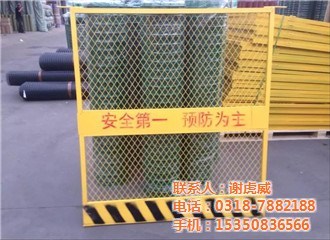 施工電梯安全門、電梯安全門與卓銘絲網 安全防護與絲網制品的融合創新